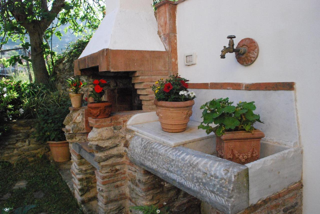 Casa Anna A Pietrasanta In Toscana Con Piscina Exteriör bild