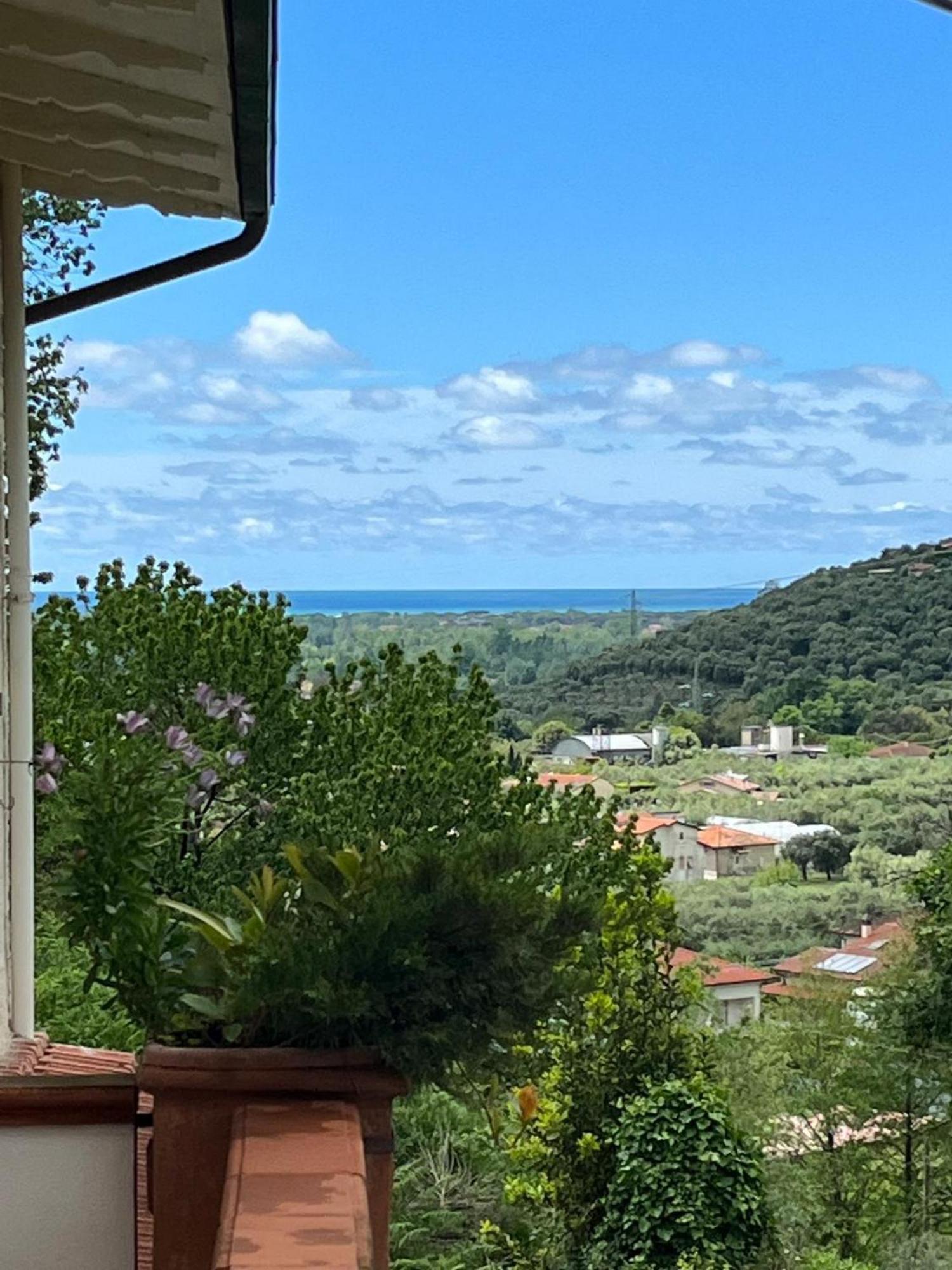 Casa Anna A Pietrasanta In Toscana Con Piscina Exteriör bild