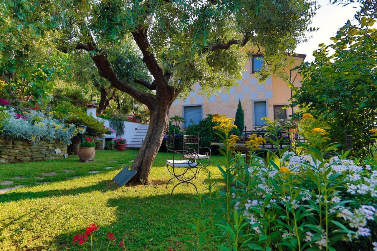Casa Anna A Pietrasanta In Toscana Con Piscina Exteriör bild