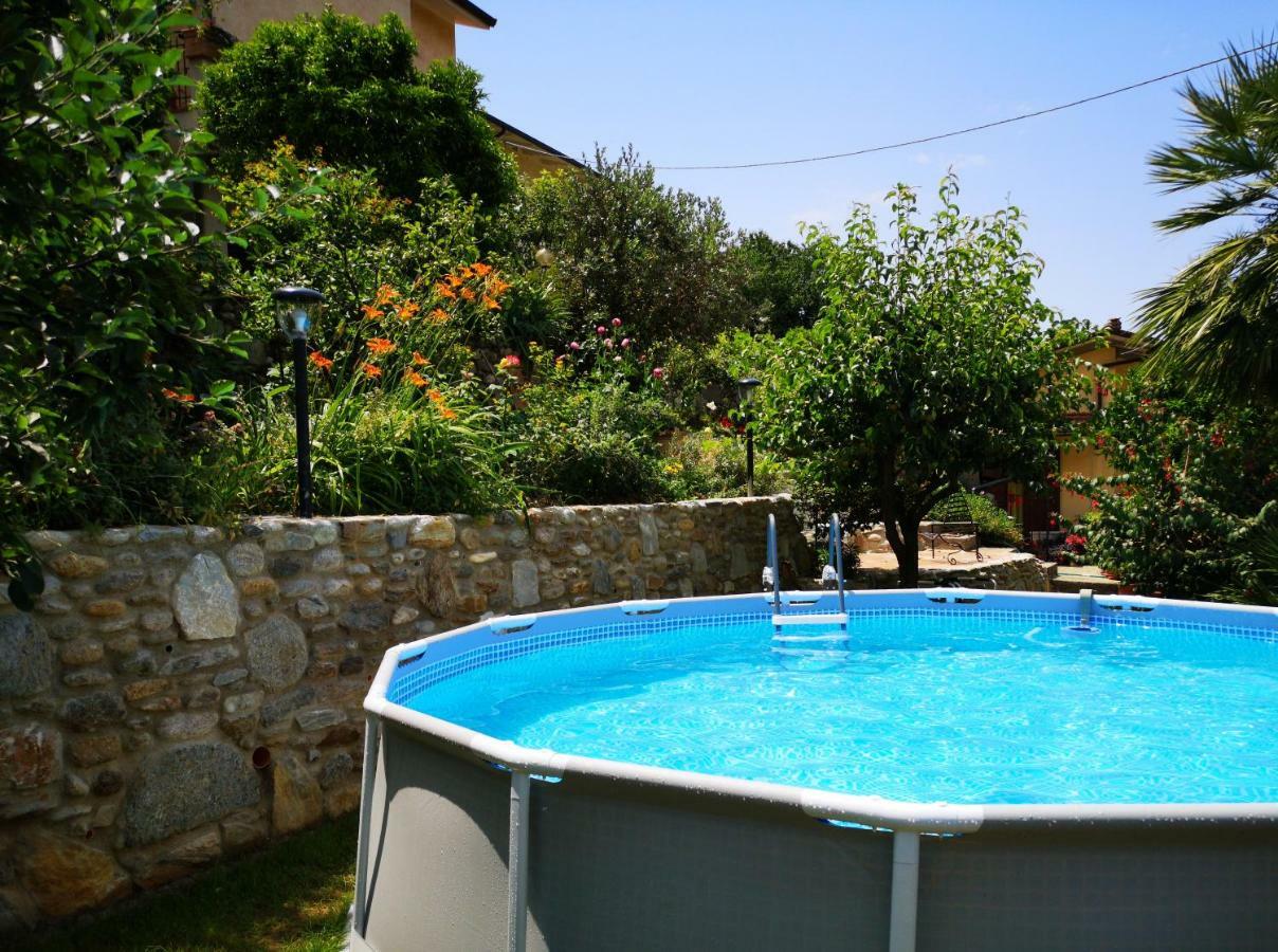 Casa Anna A Pietrasanta In Toscana Con Piscina Exteriör bild